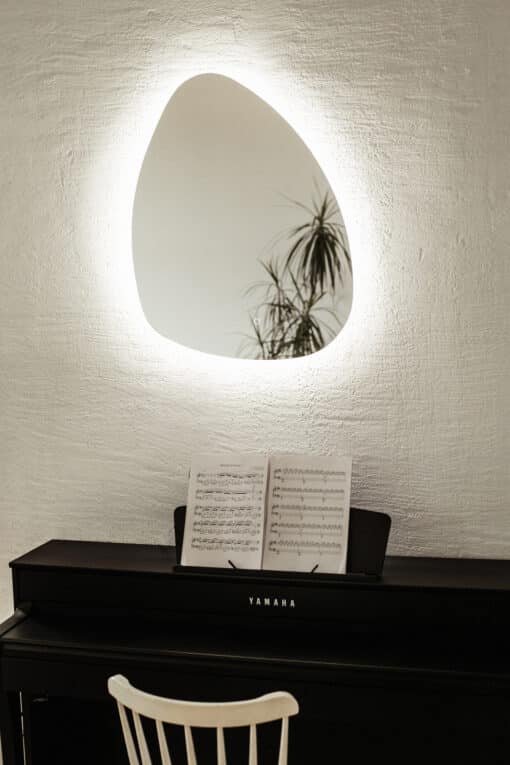 Stikla Servis valgustiga peegel Naira 1 naira pilt