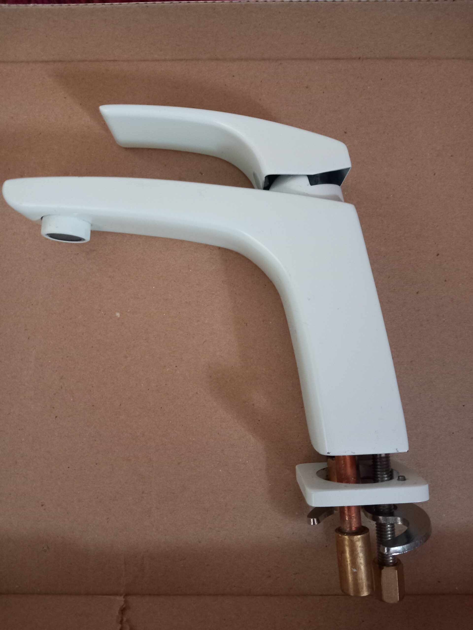 SOODUS! valamusegisti valge